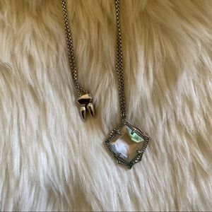 Kendra Scott Kacey Necklace in Silver/Iridescent